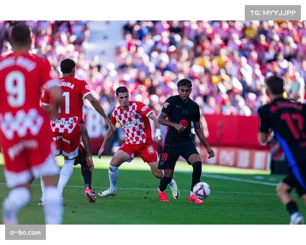 中下游球队面对巴萨普遍采用5-4-1防守阵型 折射联赛战术应对策略