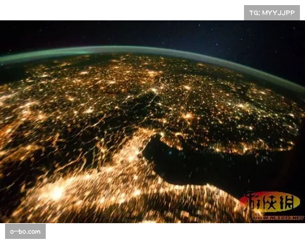 迪马尔科技术特点独特 狭小空间处理高难度球从容自信 迪马尔科技术特点独特 狭小空间处理高难度球从容自信